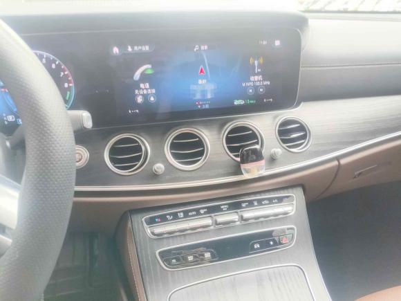 [深圳·粤B] 二手奔驰奔驰E级新能源2022款 改款三 E 350 e L 插电式混合动力运动轿车