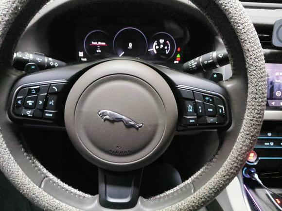 [上海·沪M] 二手捷豹捷豹XFL2017款 XFL 2.0T 240PS 尊享版