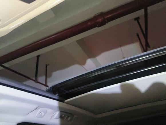 [上海·沪C] 二手凯迪拉克凯迪拉克SRX2013款 3.0L 舒适型