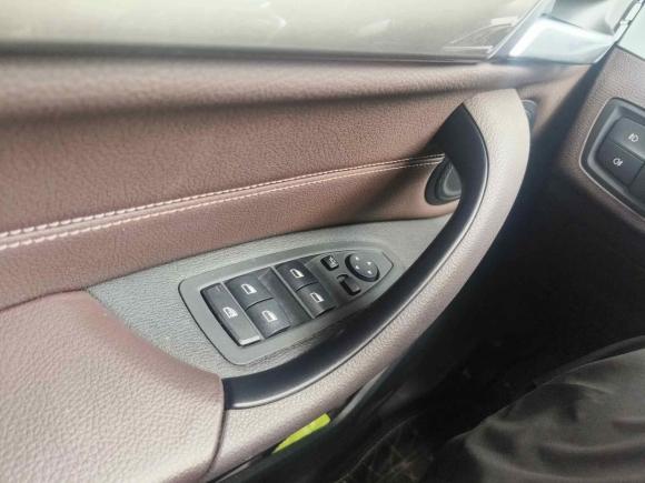 [上海·浙K] 二手宝马宝马X12019款 sDrive18Li 尊享型