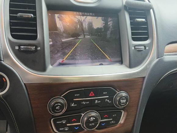 [上海·沪D] 二手克莱斯勒克莱斯勒300C2016款 3.0L 超越版