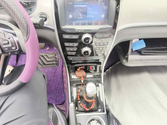 [无锡·苏J] 二手哈弗哈弗H22017款 红标 1.5T 手动两驱精英型