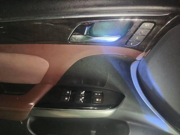 [金华·浙G] 二手广汽传祺传祺GS82017款 320T 两驱豪华智联版（七座）