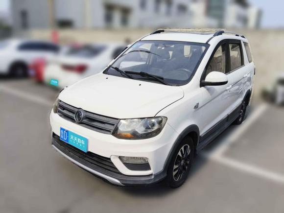 東風(fēng)風(fēng)光風(fēng)光3702017款 1.5L CVT時(shí)尚型 7座「青島二手車」「天天拍車」