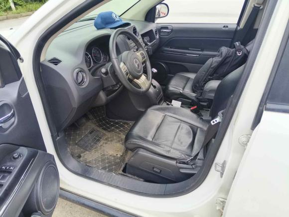 [南京·苏A] 二手Jeep指南者2012款 2.0L 两驱豪华版