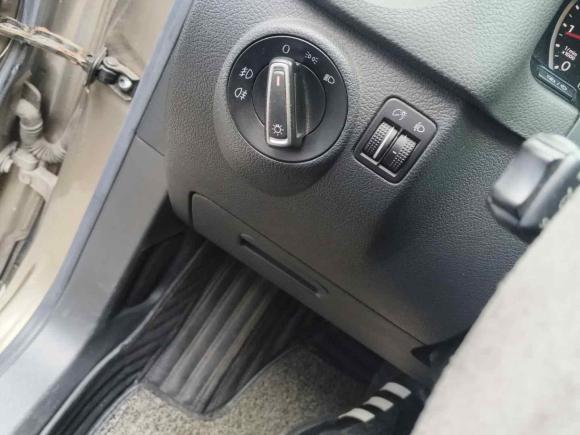 [杭州·浙A] 二手大众途观2013款 1.8TSI 自动两驱舒适版