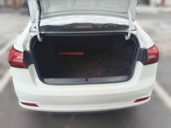 [合肥·皖A] 二手荣威荣威3602018款 PLUS 1.5L 自动尊享版