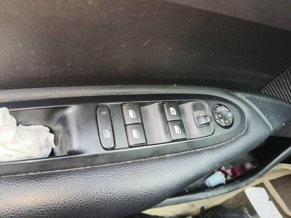 [杭州·陕U] 二手雪铁龙C4世嘉2016款 1.6L 自动豪华型