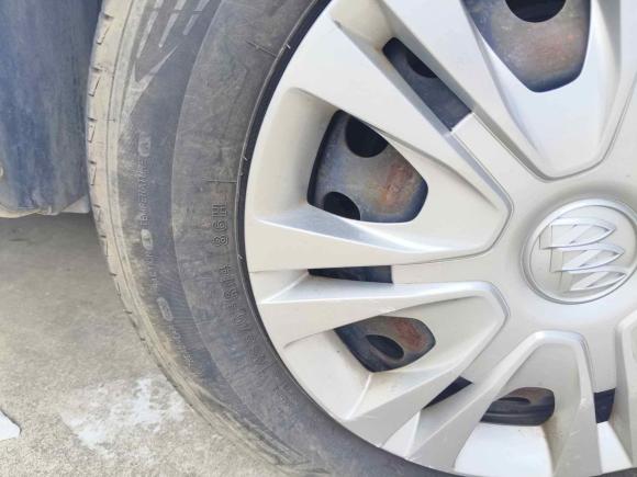 [苏州·豫N] 二手别克凯越2015款 1.5L 手动经典型