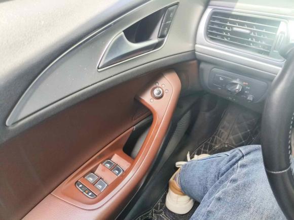 [南京·苏A] 二手奥迪奥迪A6L2017款 45 TFSI quattro 运动型