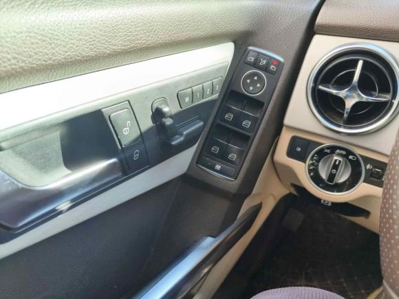 [上海·鲁R] 二手奔驰奔驰GLK级2013款 GLK 300 4MATIC 动感天窗型