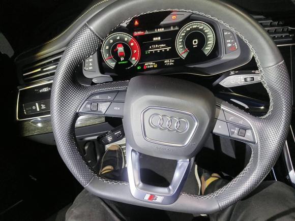 [上海·沪F] 二手奥迪奥迪Q82021款 55 TFSI 暗夜骑士限量版