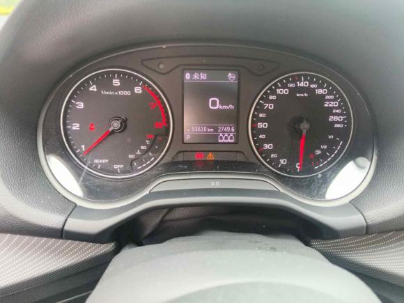 [广州·粤A] 二手奥迪奥迪Q2L2022款 35 TFSI 时尚致雅型