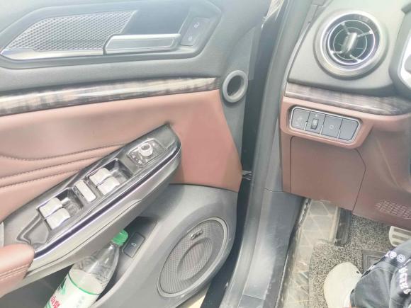 [武汉·鄂A] 二手魏牌魏牌 VV52017款 2.0T 旗舰型