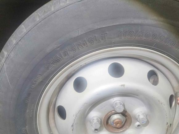 [宁波·浙B] 二手上汽大通MAXUS新途V802023款 2.0T 手动经典傲运通长轴中顶6/7/8/9座