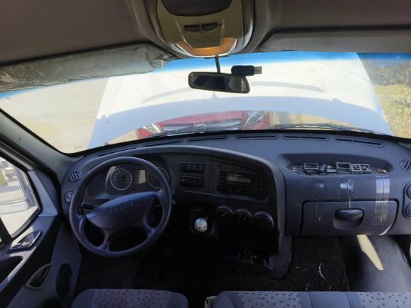 [宁波·浙B] 二手依维柯依维柯褒迪2017款 2.5T经典A32客车中顶6-7座47Z5