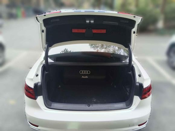 [嘉兴·浙F] 二手奥迪奥迪A4L2018款 30周年年型 40 TFSI 进取型