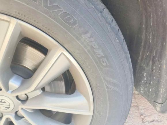 [青岛·鲁U] 二手名爵名爵HS2020款 20T 自动两驱超豪版 国VI