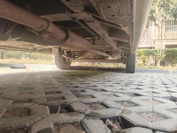 [嘉兴·浙F] 二手上汽大通MAXUS新途V802018款 2.5T AMT傲运通长轴中顶7/10座