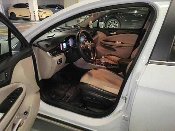 [上海·皖N] 二手别克威朗2015款 三厢 15S 自动领先型