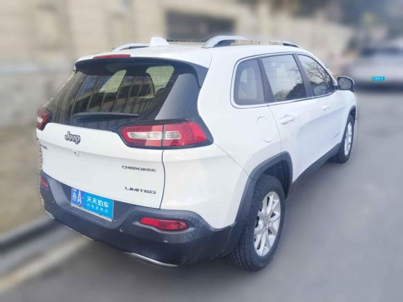 [南京·苏A] 二手Jeep自由光2017款 2.0L 优越版