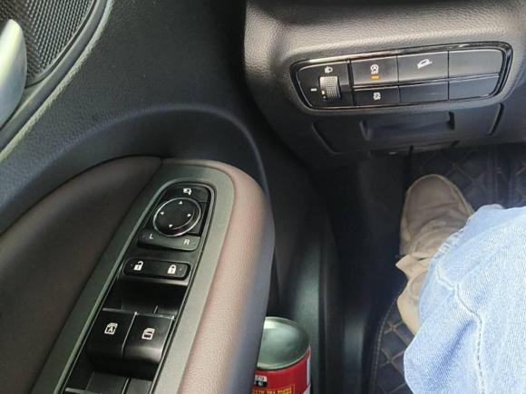 [广州·粤A] 二手广汽传祺传祺M62019款 270T DCT尊享版（六座）国VI