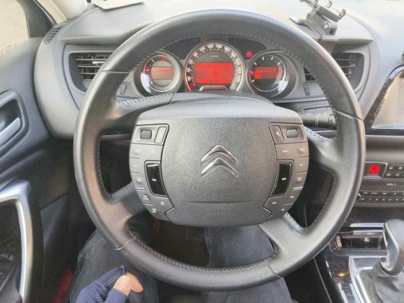 [广州·粤B] 二手雪铁龙雪铁龙C52013款 2.3L 自动尊驭型