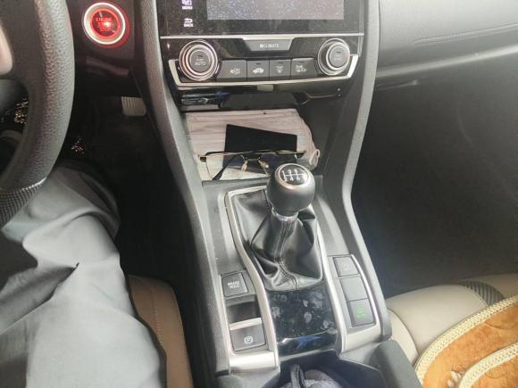 [苏州·苏E] 二手本田思域2016款 220TURBO 手动豪华版