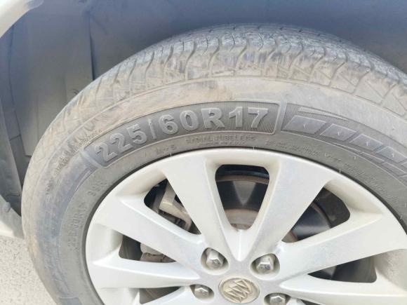 [武汉·鄂A] 二手别克别克GL82014款 2.4L 经典版