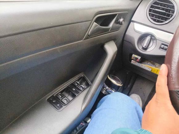 [成都·川A] 二手大众捷达2015款 质惠版 1.6L 自动时尚型