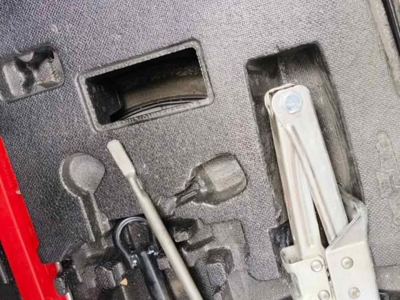 [武汉·鄂A] 二手丰田雷凌2019款 双擎 1.8H E-CVT豪华版 国VI