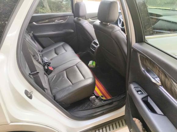 [武汉·鄂A] 二手凯迪拉克凯迪拉克XT52016款 28T 四驱豪华型