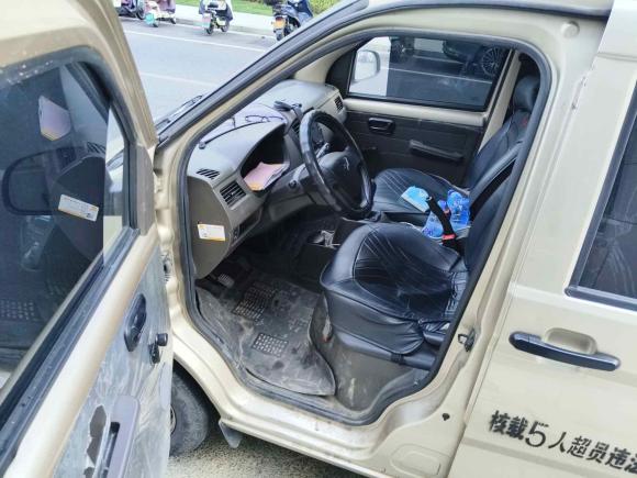 [无锡·苏B] 二手五菱汽车五菱荣光S2023款 1.5L 基本型 5/7座