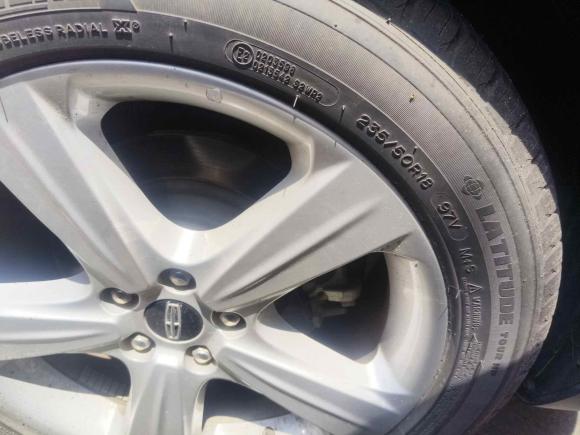 [上海·津J] 二手林肯林肯MKC2018款 2.0T 两驱尊享版