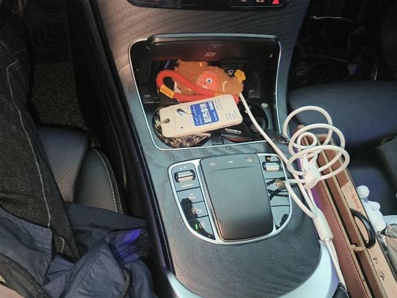 [苏州·苏E] 二手奔驰奔驰C级2019款 改款 C 260 L 运动版