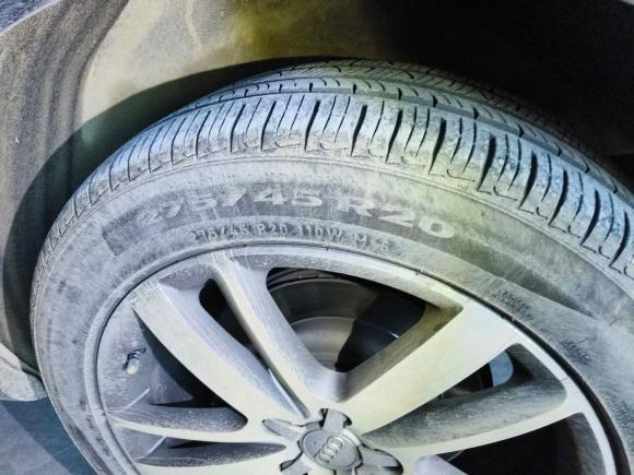 [无锡·苏B] 二手奥迪奥迪Q72012款 3.0 TFSI 专享型(200kW)