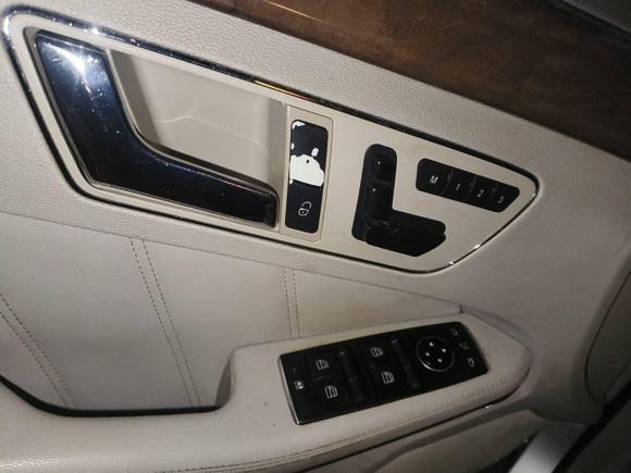 [深圳·湘A] 二手奔驰奔驰E级2009款 E 300 优雅型