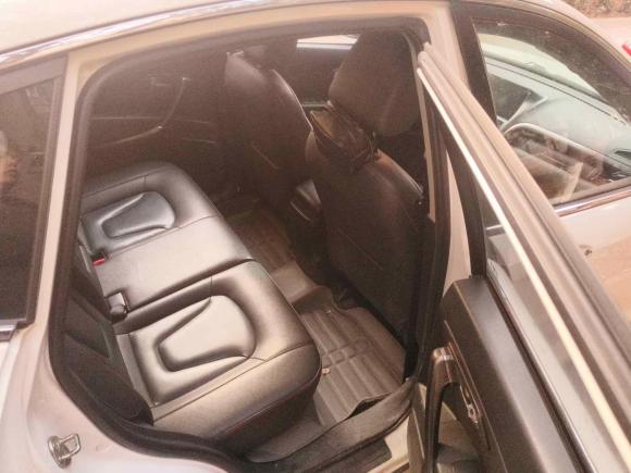 [南昌·赣A] 二手奔腾奔腾X802015款 2.0L 自动豪华型