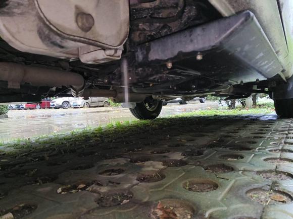 [西安·陕U] 二手上汽大通MAXUS新途V802021款 2.0T AMT经典傲运通短轴中顶5/6座