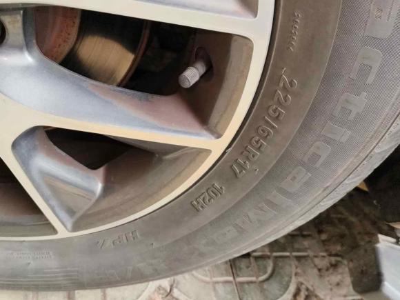 [成都·川A] 二手比亚迪宋2016款 盖世版 1.5TI 手动精英型