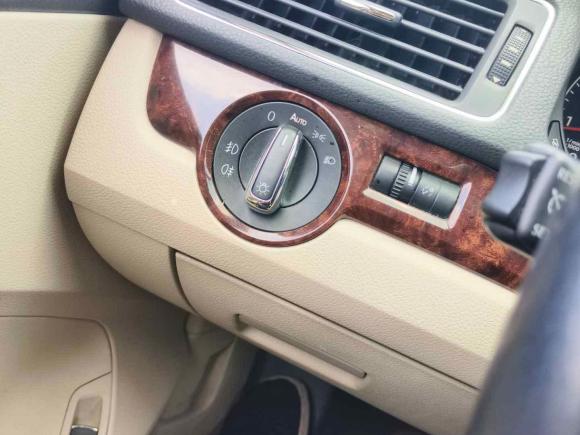 [杭州·皖P] 二手大众帕萨特2013款 1.8TSI DSG御尊版