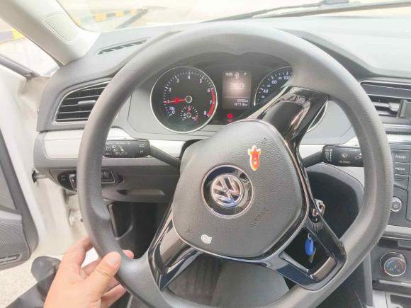 [杭州·浙A] 二手大众凌渡2015款 230TSI DSG风尚版