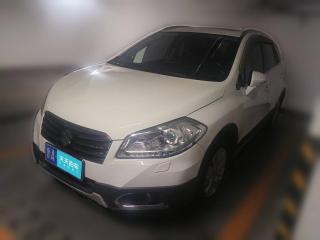 铃木锋驭2014款 1.6L CVT两驱精英型