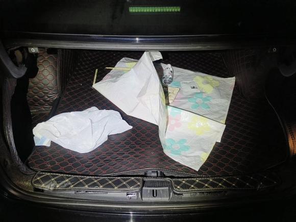 [广州·冀R] 二手大众帕萨特B42014款 1.8TSI DSG御尊版