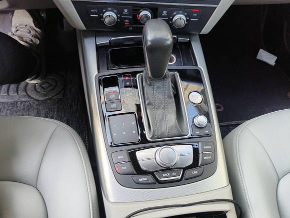 [深圳·粤B] 二手奥迪奥迪A6L2016款 TFSI 技术型