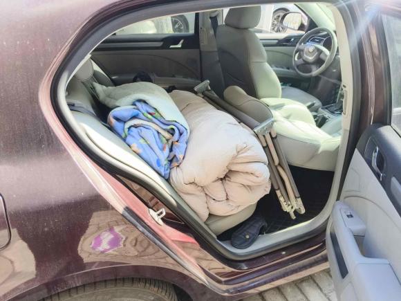 [上海·沪C] 二手斯柯达昊锐2009款 1.8TSI 自动优雅版