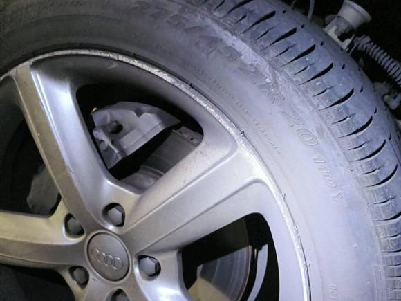 [上海·沪B] 二手奥迪奥迪Q72015款 35 TFSI 运动型