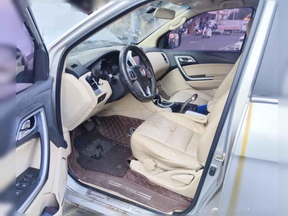 [南昌·赣M] 二手江铃驭胜S3502013款 2.4T 自动两驱柴油豪华版5座