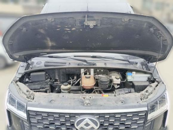 [成都·川G] 二手上汽大通MAXUS新途V802024款 傲运通 6MT 短轴中顶147Ps 7/8/9座