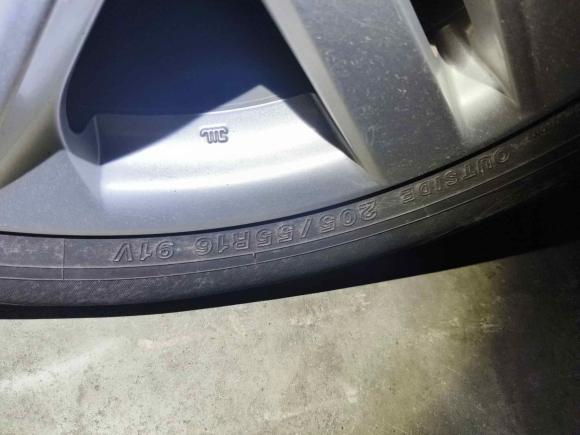 [苏州·苏E] 二手丰田雷凌2021款 双擎 1.8H E-CVT进取版